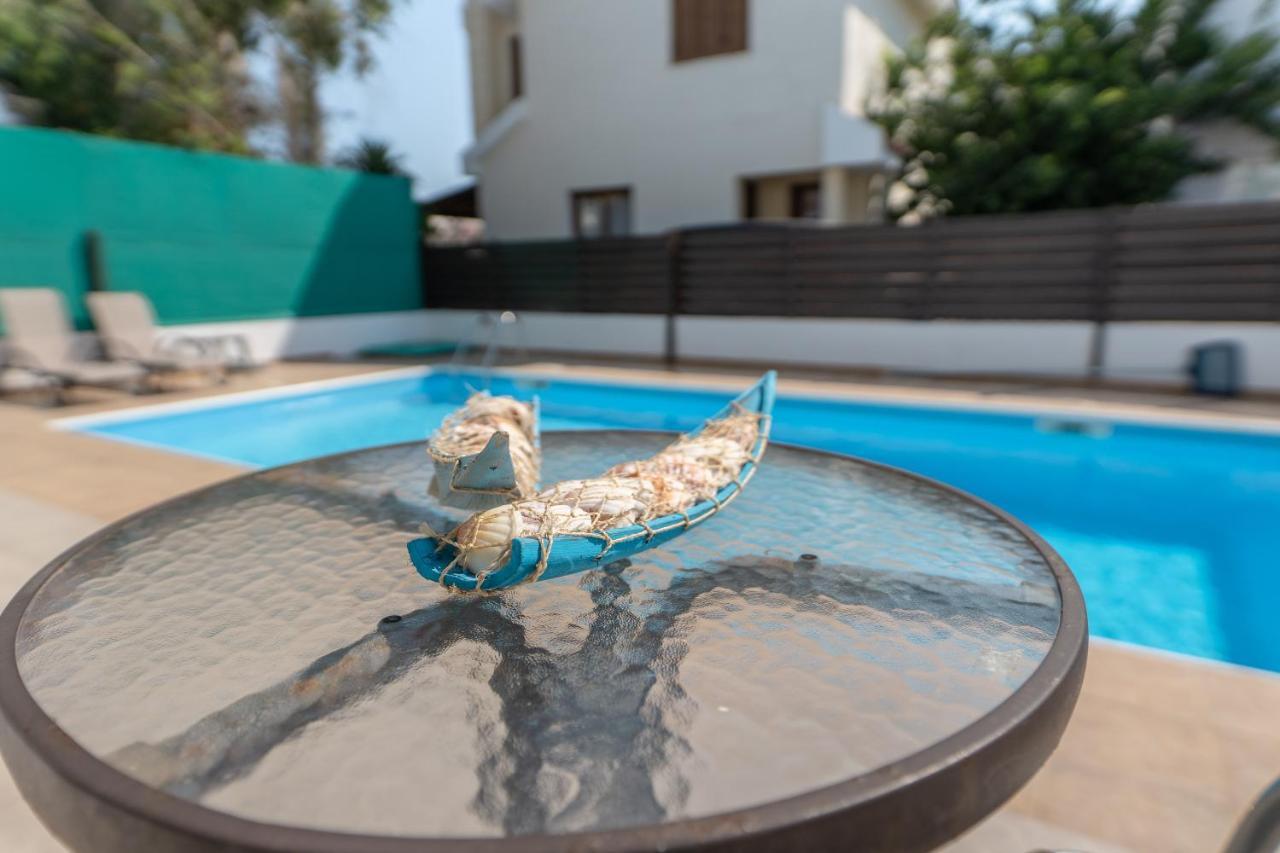 Sun & Sand Private Villa Протарас Экстерьер фото